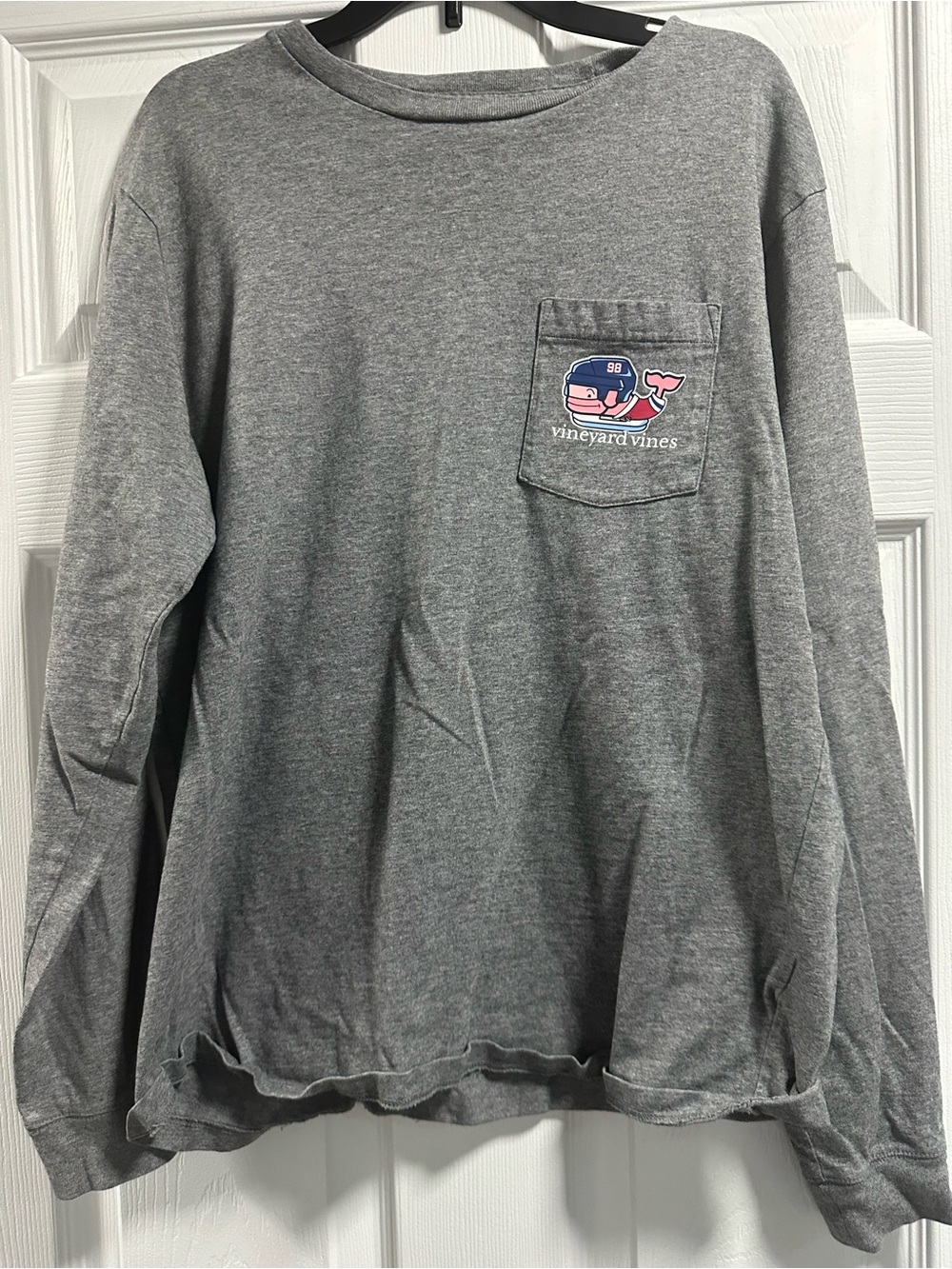 Vineyard Vines Heather Gray Hockey Logo Long Sleeve Tee